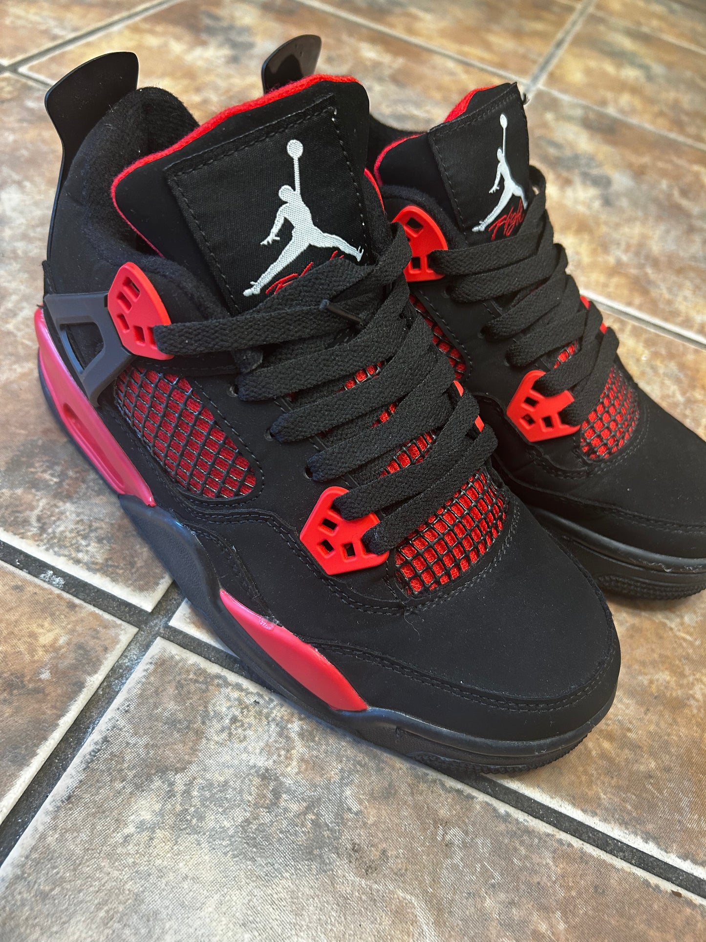 Jordan 4 Retro Red Thunder