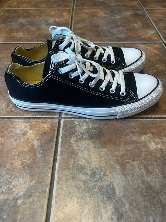 Black Low Converse