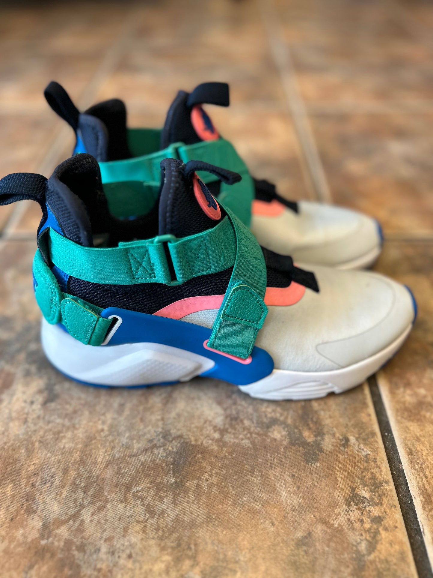 Nike Huarache High GS (2018)