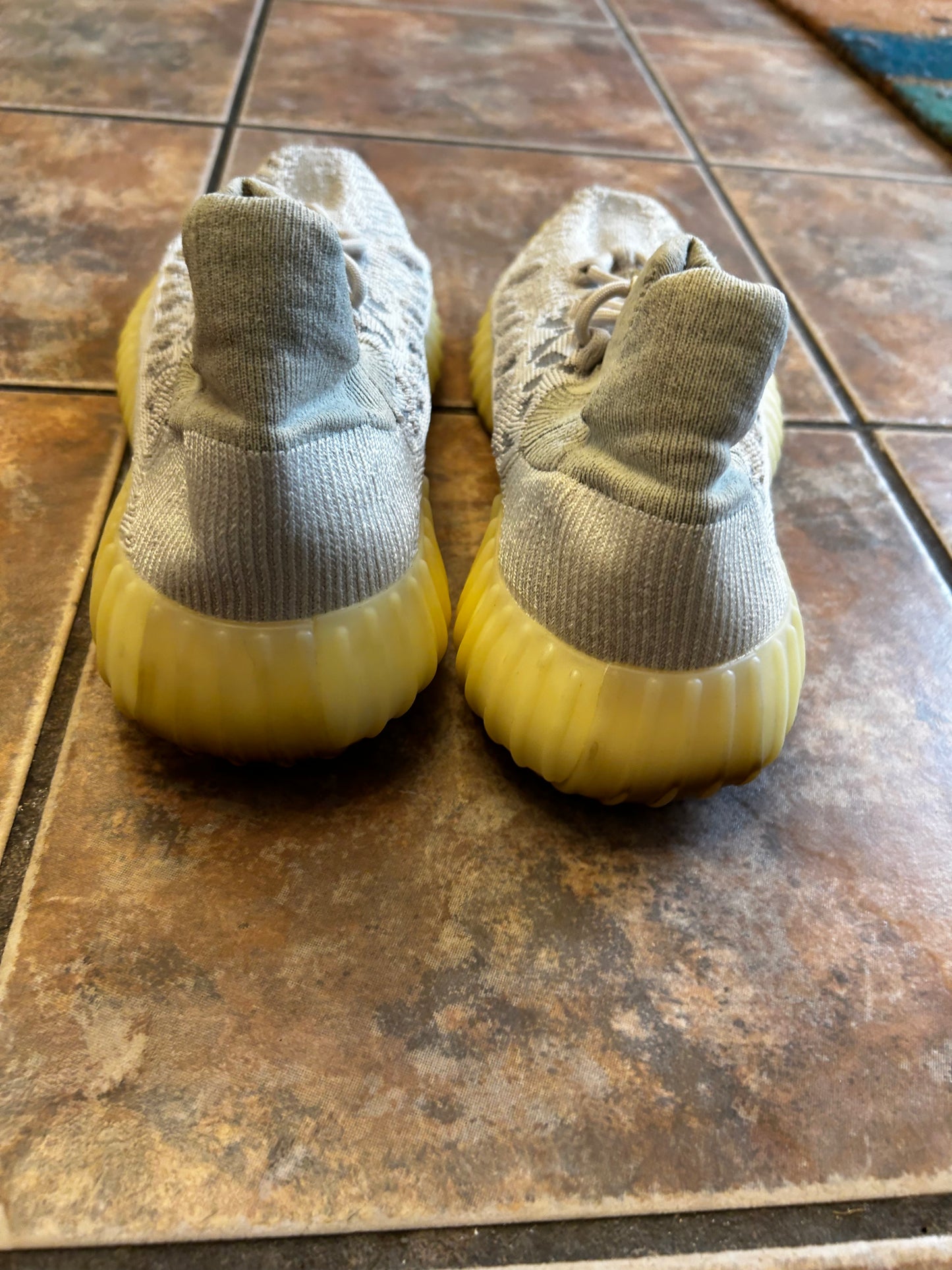 Yeezy Boost 350 V2